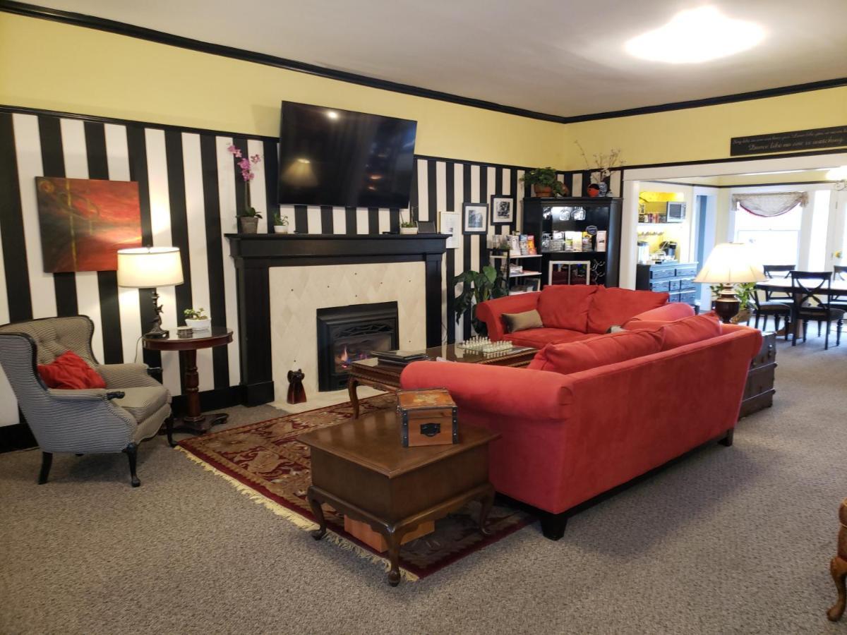 Bayberry Inn B&B And Oregon Wellness Retreat 애쉬랜드 외부 사진