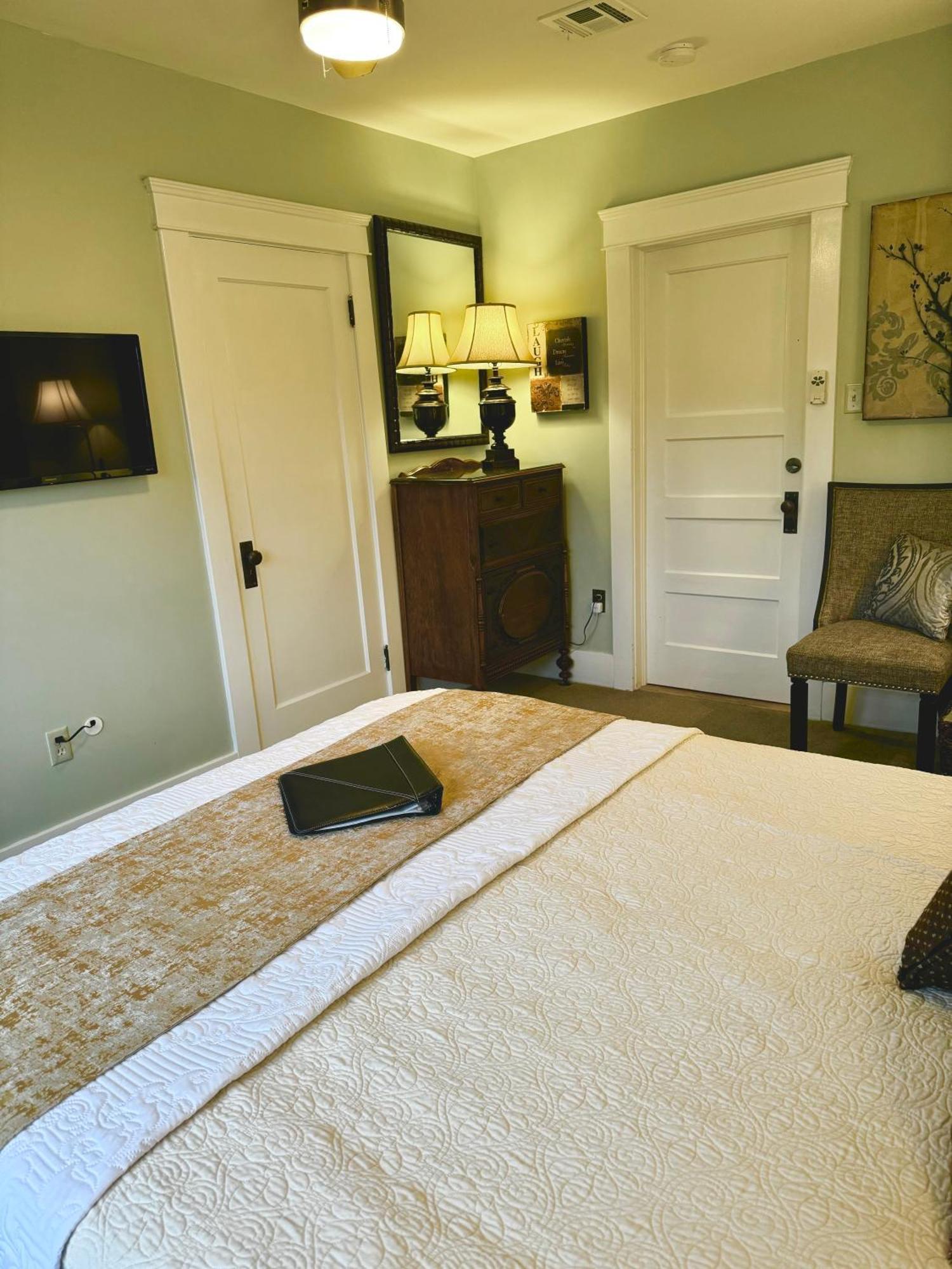 Bayberry Inn B&B And Oregon Wellness Retreat 애쉬랜드 외부 사진
